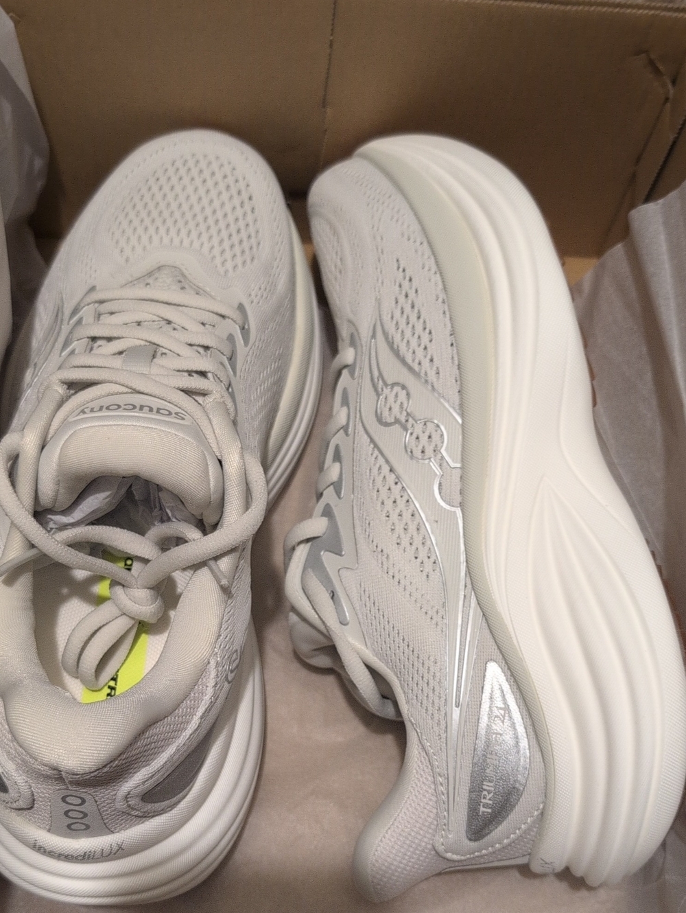 Saucony Women's White/Off-White Road Running Sneakers